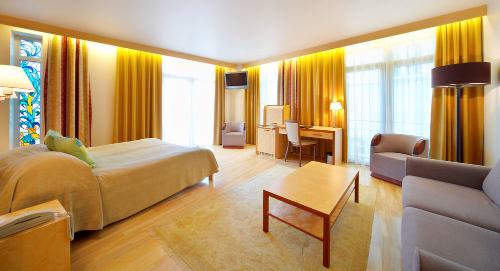 Royal Square Hotel & Suites Riga Pokoj fotografie